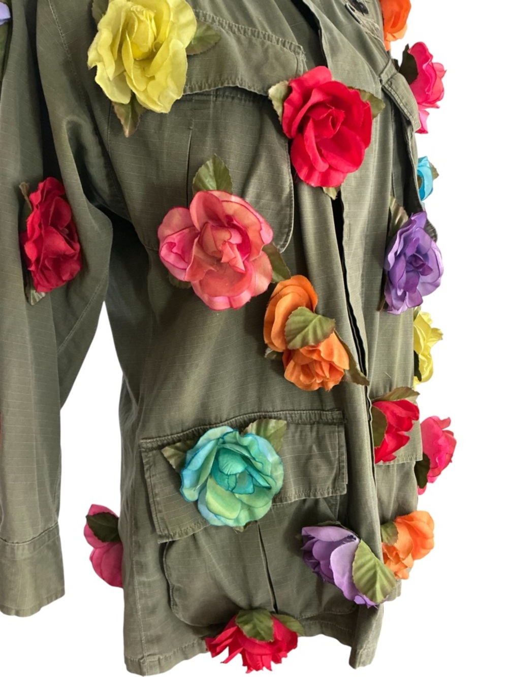 Olive Military Jacket with Multicolor Fabric Flowers. M - Picture 7 of 13